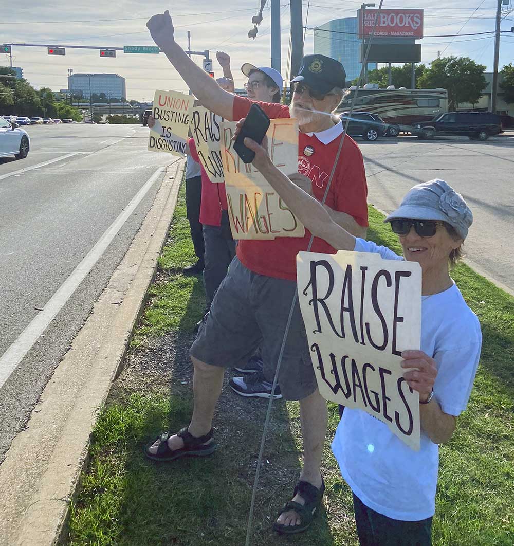 Dallas activists revive 1934 Teamsters tactic with ‘flying pickets’ at