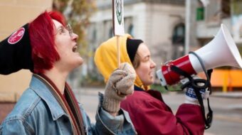 Starbucks intensifica la intimidación de los trabajadores de Ithaca, cierra todas las tiendas