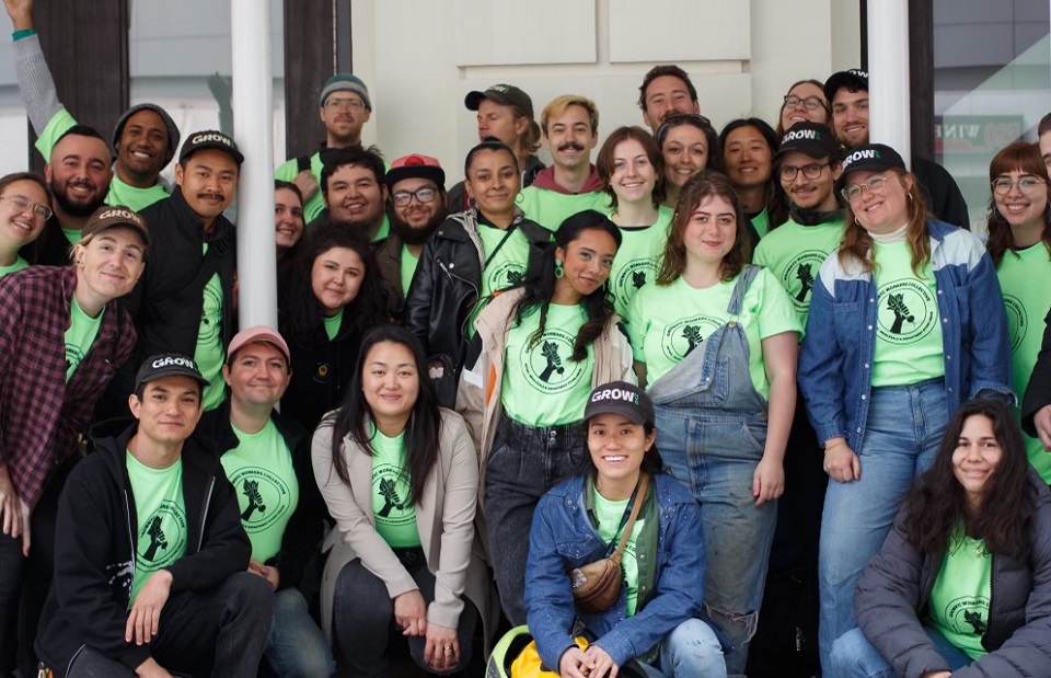 Workers at NYC fresh food market go union on card-check