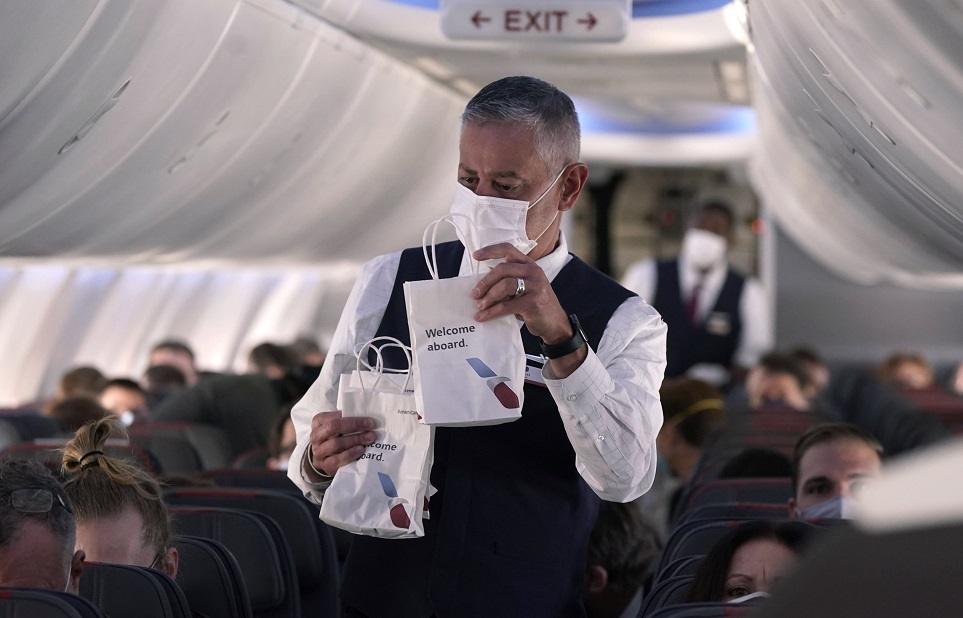 26,000 American Airlines flight attendants begin strike authorization vote
