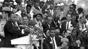 Manifestantes llegan a Washington para conmemorar la marcha de King de 1963