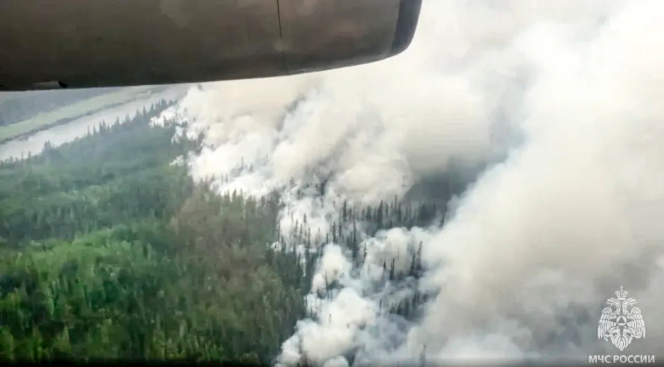 Wildfires sweep across Arctic circle, unleashing high levels of carbon into atmosphere