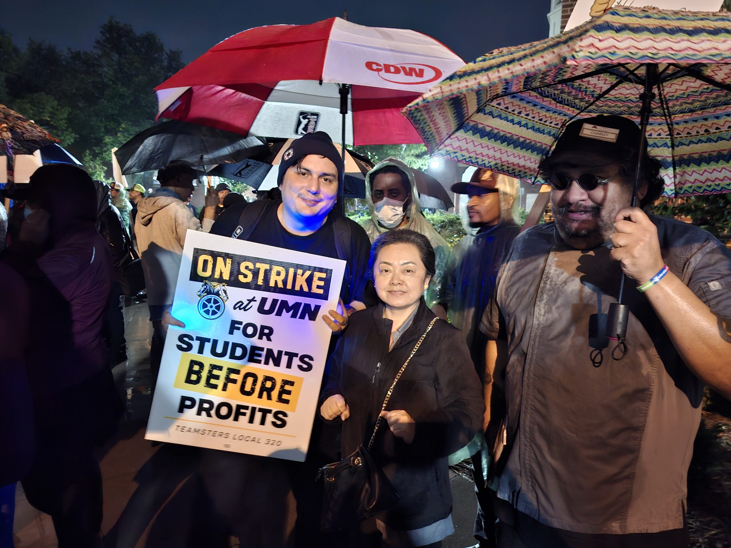 Willie Nelson won't cross a picket line – People's World