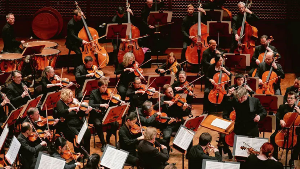 Sour notes in San Francisco as Symphony approves strike