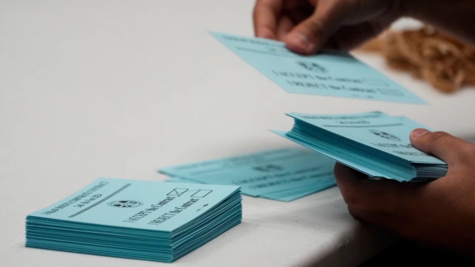 Machinists reject Boeing’s offer as company plans to hire scabs permanently