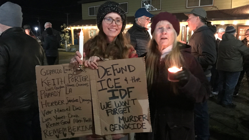 Lawmaker at candlelight vigil urges fight to end killings by ICE