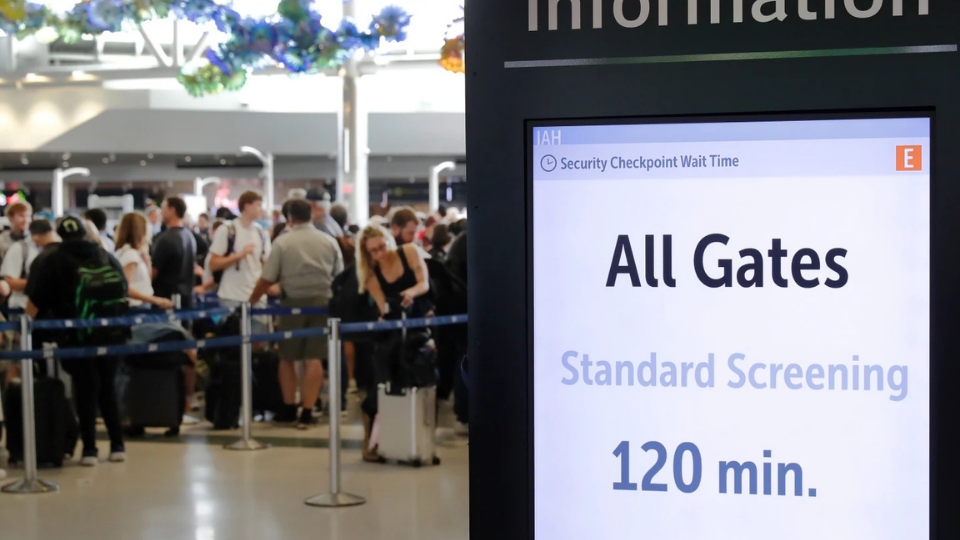 Airport screeners describe life with no pay