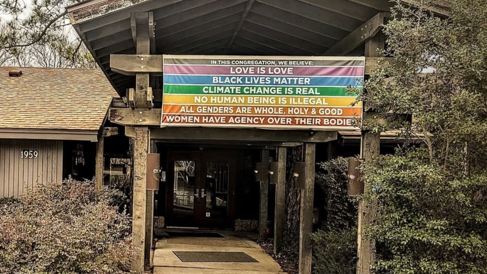 What do Unitarian Universalists, communists, anarchists, and socialists have in common?